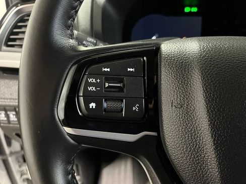 Used 2025 Honda Odyssey Touring image 24