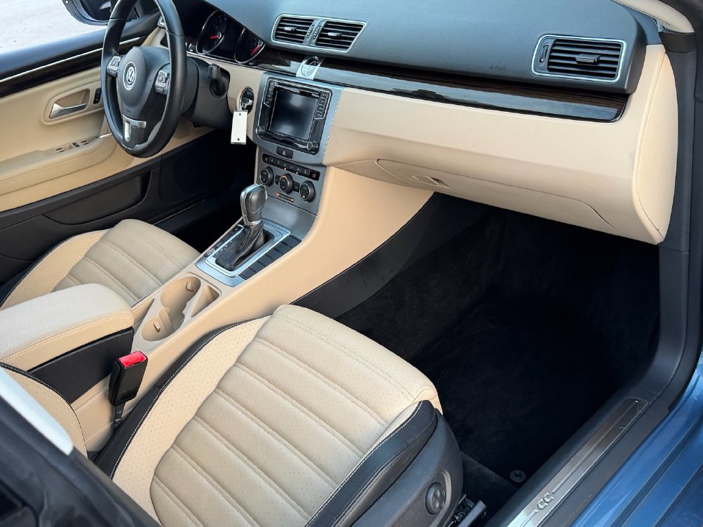 Used 2017 Volkswagen CC Sport FWD image 16
