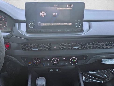 Used 2025 Honda Accord SE image 14