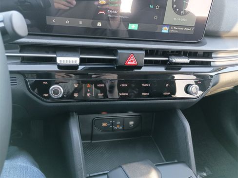 New 2026 Kia Sportage LX image 22