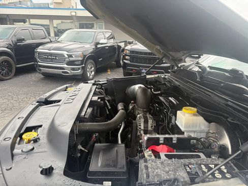 Used 2019 RAM 1500 Rebel w/ Level 1 Equipment Group AWD/4WD image 10