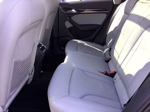 Used 2015 Audi Q3 2.0T Prestige w/ Prestige Package image 13