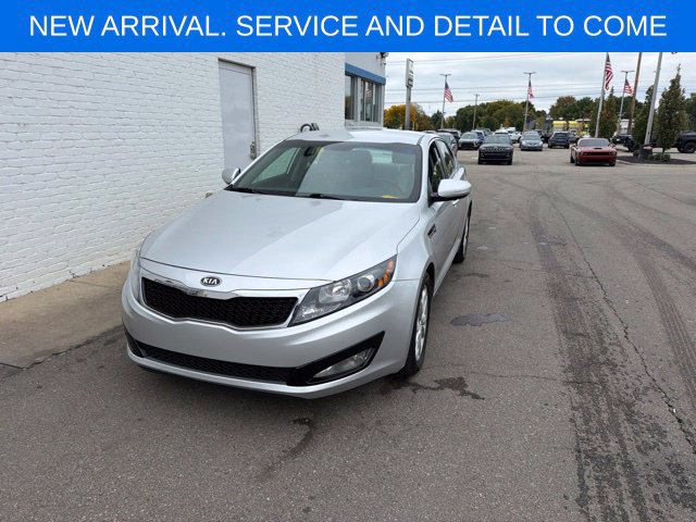 Used 2012 Kia Optima EX FWD image 2