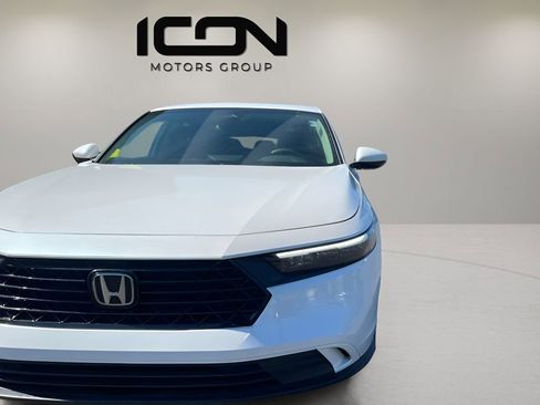 Used 2023 Honda Accord EX image 9