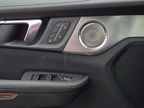 New 2026 Buick Enclave Avenir w/ Super Cruise Package FWD image 15