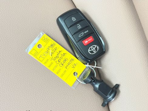 Used 2026 Toyota Corolla Cross XLE w/ Convenience Package AWD/4WD image 32