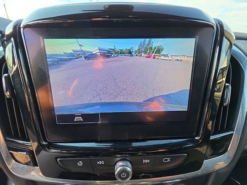 Used 2023 Chevrolet Traverse LT w/ LPO, Floor Liner Package AWD/4WD image 18