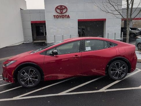 New 2026 Toyota Prius XLE image 8