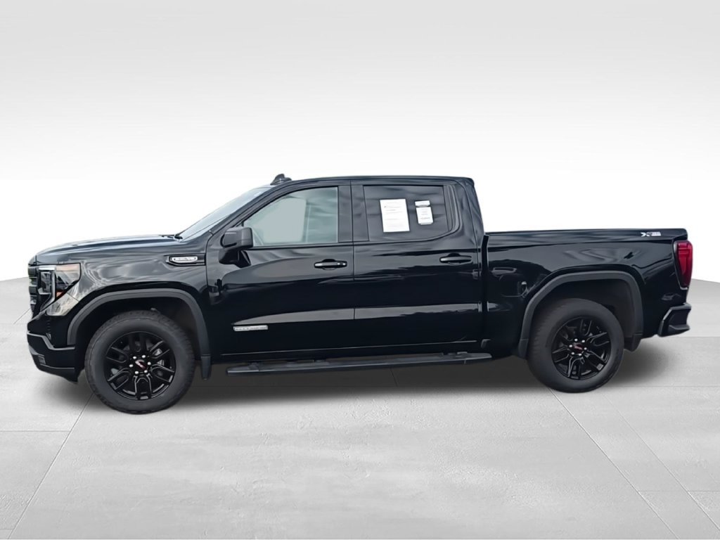 Used 2024 GMC Sierra 1500 Elevation w/ LPO, Elevation Black Package AWD/4WD image 2
