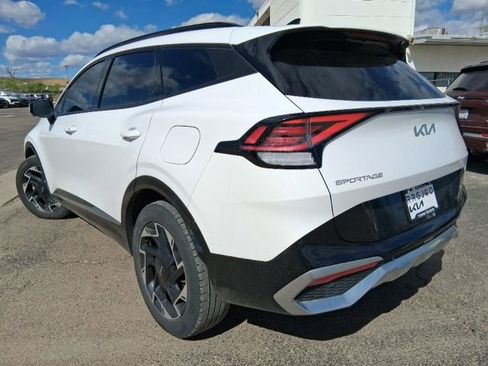 Used 2023 Kia Sportage SX AWD/4WD image 3