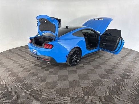 Used 2024 Ford Mustang GT Premium w/ GT Performance Package RWD image 17