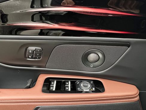 New 2026 Lincoln Nautilus Reserve w/ Jet Appearance Package AWD/4WD image 25