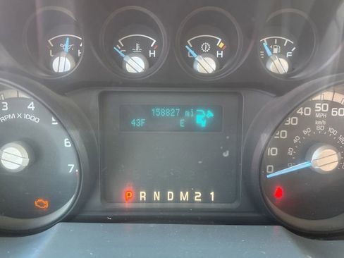 Used 2015 Ford F250 XLT w/ Snow Plow Prep Package image 25