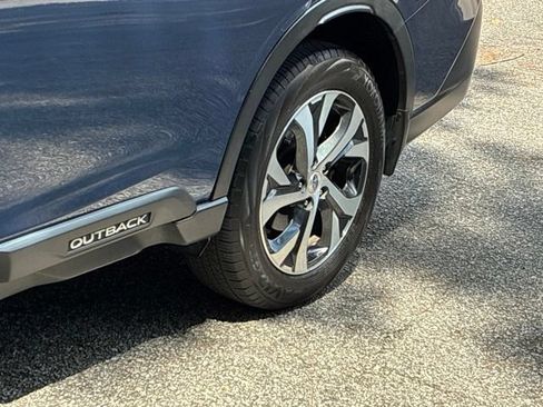 Used 2020 Subaru Outback Limited w/ Popular Package #2 AWD/4WD image 12