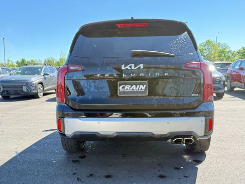 Used 2023 Kia Telluride S AWD/4WD image 6