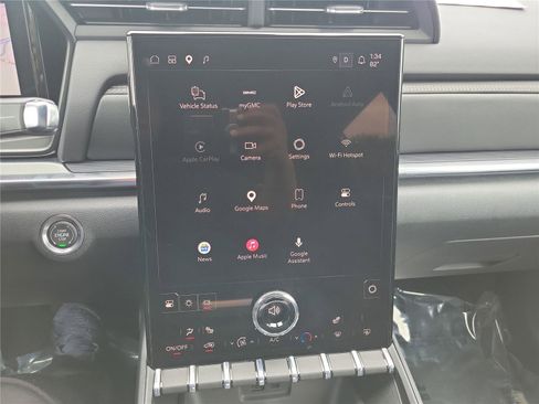 Used 2026 GMC Terrain Elevation FWD image 28