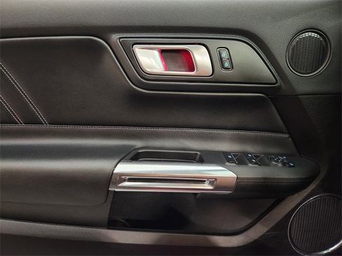 Used 2022 Ford Mustang GT Premium image 23