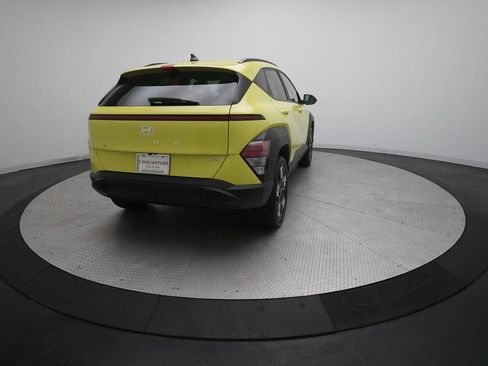 Used 2024 Hyundai Kona SEL AWD/4WD image 13