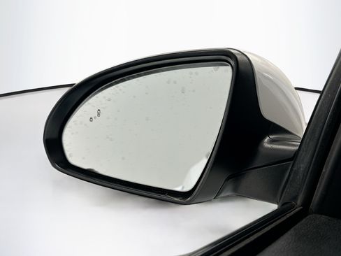 Used 2019 Kia Optima S FWD image 16
