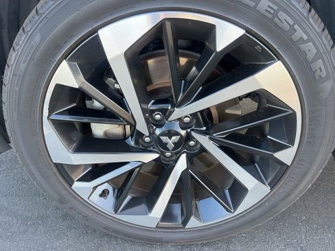 Used 2022 Mitsubishi Outlander SEL image 9