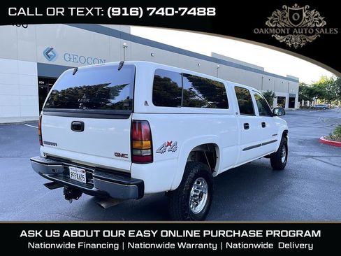 Used 2005 GMC Sierra 2500 SLT w/ Skid Plate Package AWD/4WD image 7