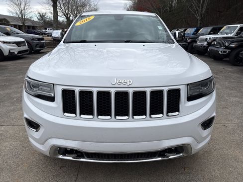 Used 2015 Jeep Grand Cherokee Overland w/ Trailer Tow Group IV image 2