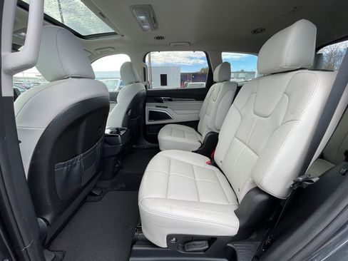 Used 2020 Kia Telluride EX w/ EX Premium Package image 20
