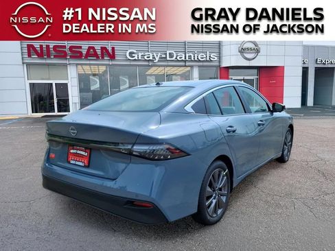 New 2026 Nissan Sentra SL w/ Floor Mat Package FWD image 7
