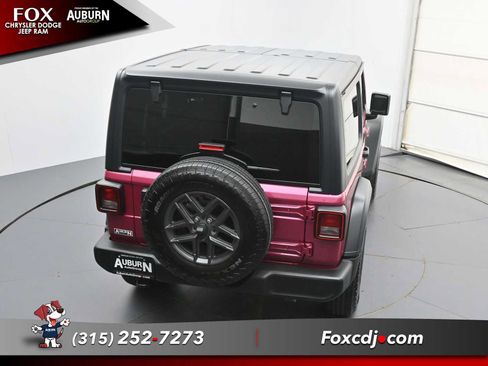 Used 2024 Jeep Wrangler Sport AWD/4WD image 30