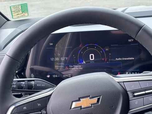 New 2025 Chevrolet Suburban Premier image 24