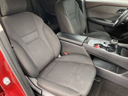 Used 2023 Nissan Rogue S FWD image 30