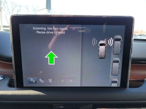 Certified 2023 Lincoln Aviator Reserve w/ Equipment Group 201A image 37