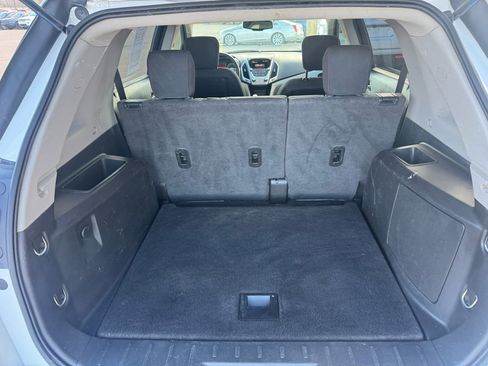 Used 2014 GMC Terrain SLE image 9