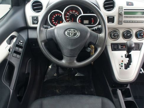 Used 2010 Toyota Matrix S image 5