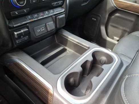 Used 2019 Chevrolet Silverado 1500 RST w/ All-Star Edition AWD/4WD image 18