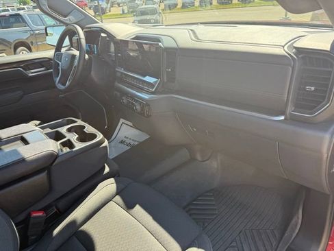 Used 2025 Chevrolet Silverado 1500 RST AWD/4WD image 29