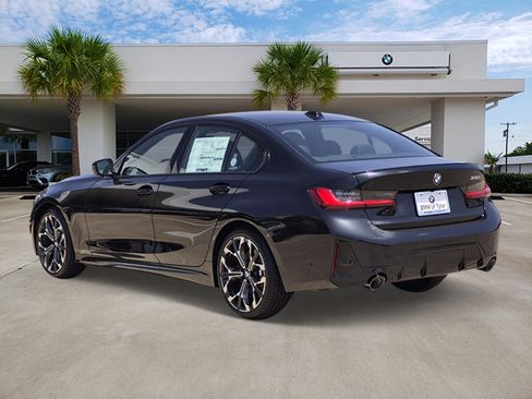 New 2026 BMW 330i Sedan w/ M Sport Package RWD image 6