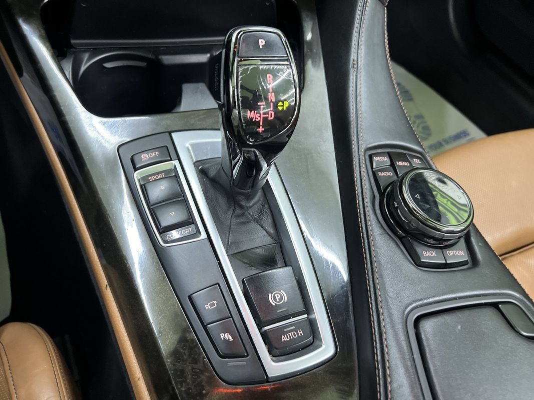 Used 2016 BMW 650i Convertible RWD image 25