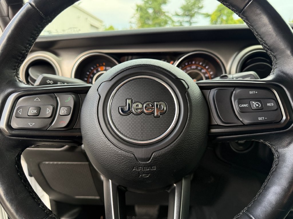 Used 2020 Jeep Wrangler Sport AWD/4WD image 19