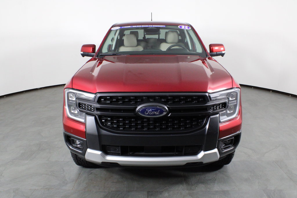 Used 2025 Ford Ranger Lariat w/ Trailer Tow Package AWD/4WD image 3