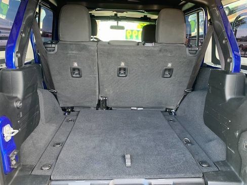 Used 2019 Jeep Wrangler Unlimited Sport S image 9