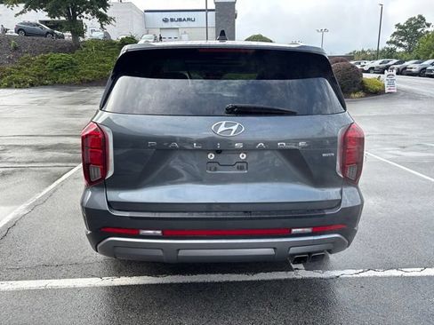 Used 2023 Hyundai Palisade Limited AWD/4WD image 4