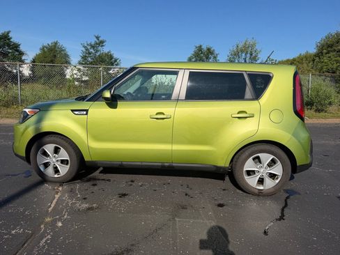 Used 2016 Kia Soul FWD image 9