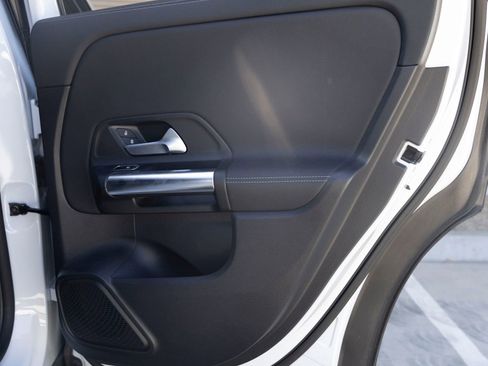 Used 2021 Mercedes-Benz GLA 250 image 22