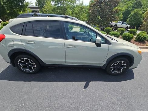 Used 2013 Subaru Crosstrek 2.0i Limited w/ Popular Pkg 2 AWD/4WD image 9