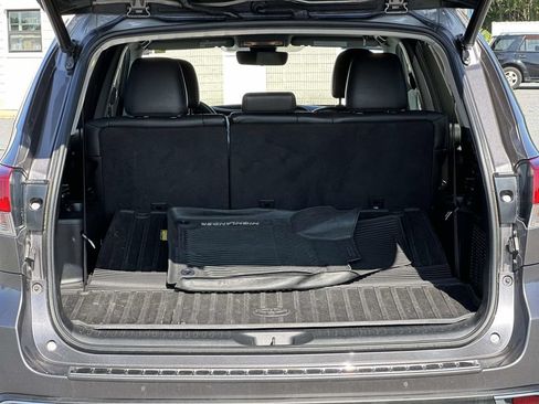 Used 2018 Toyota Highlander Limited AWD/4WD image 12
