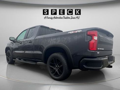 Used 2022 Chevrolet Silverado 1500 RST AWD/4WD image 3