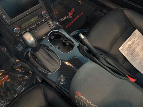 Used 2010 Chevrolet Corvette Grand Sport w/ Preferred Equipment Group RWD image 18