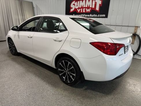 Used 2017 Toyota Corolla SE w/ Carpet Mat Package (TMS) FWD image 6