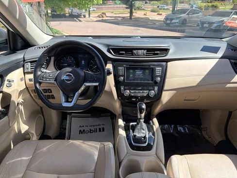 Used 2018 Nissan Rogue SL w/ Premium Package AWD/4WD image 28